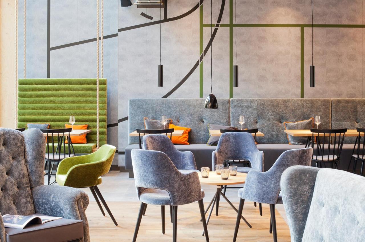 Schulhaus Hotel Швелм Екстериор снимка