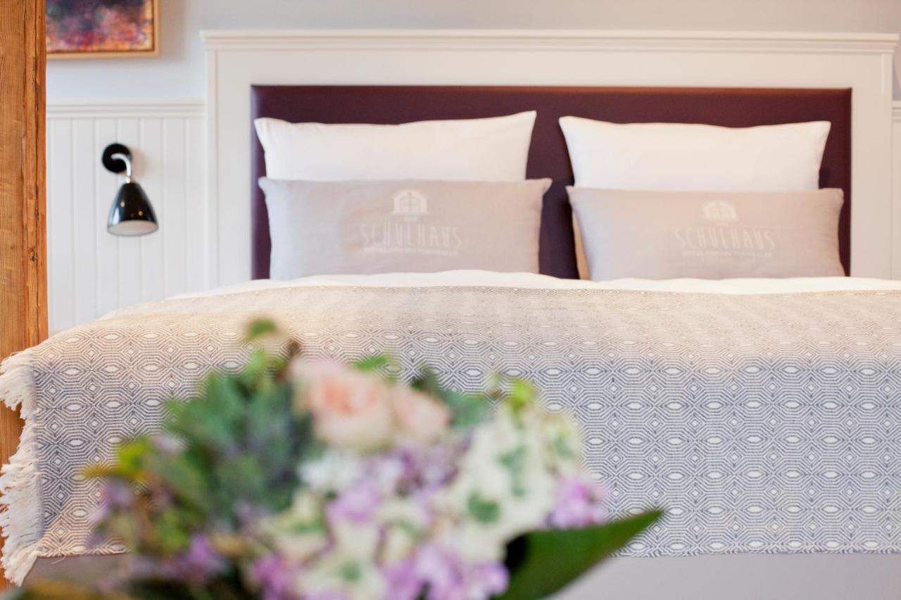 Schulhaus Hotel Швелм Екстериор снимка